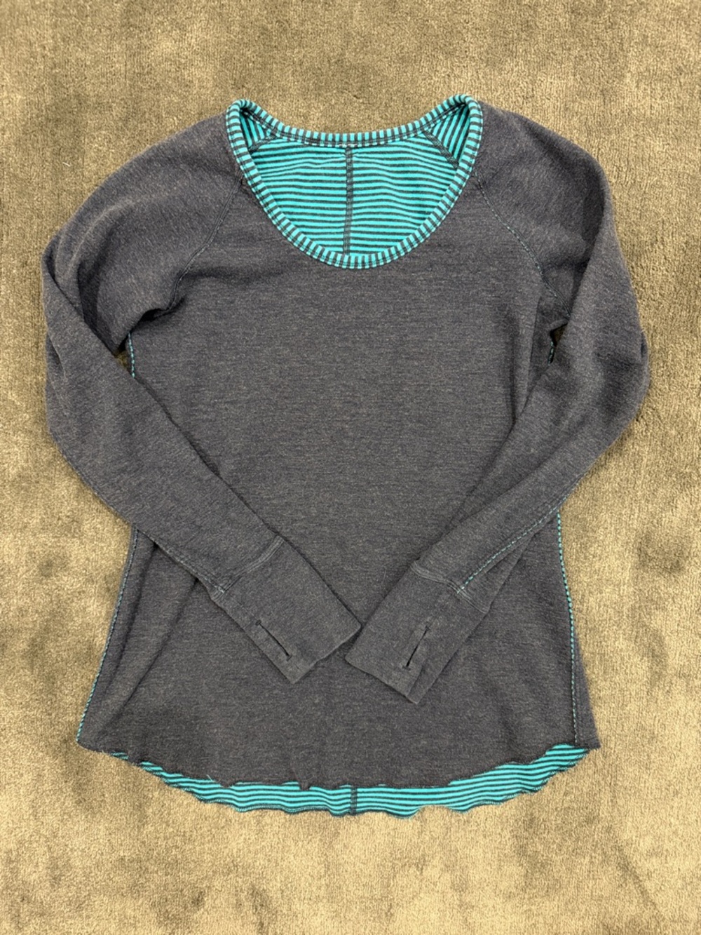 Lululemon reversible Open Your Heart Long
Sleeve top
